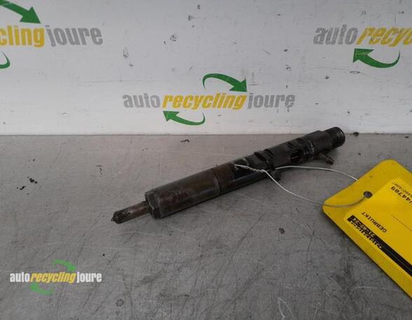 Injector Nozzle RENAULT KANGOO Express (FW0/1_)