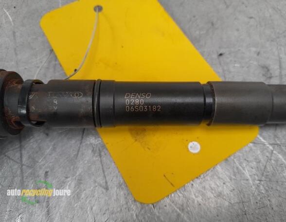 Injector Nozzle VOLVO V40 Hatchback (525, 526), VOLVO V40 Cross Country (526)