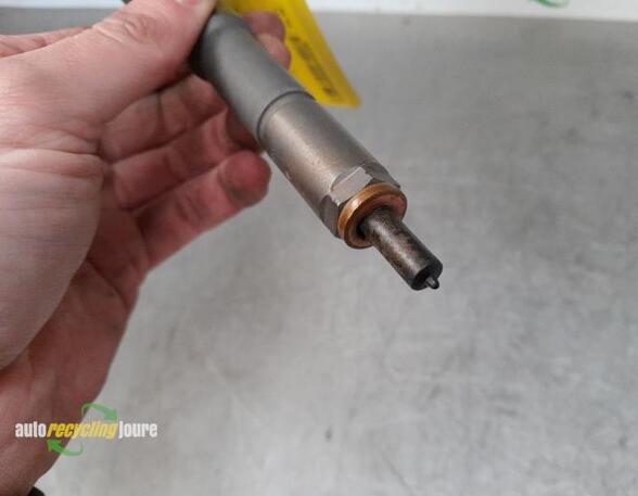 Injector Nozzle RENAULT KANGOO Express (FW0/1_)