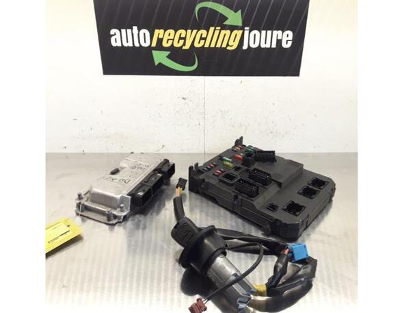 Control unit for engine PEUGEOT 206 SW (2E/K)