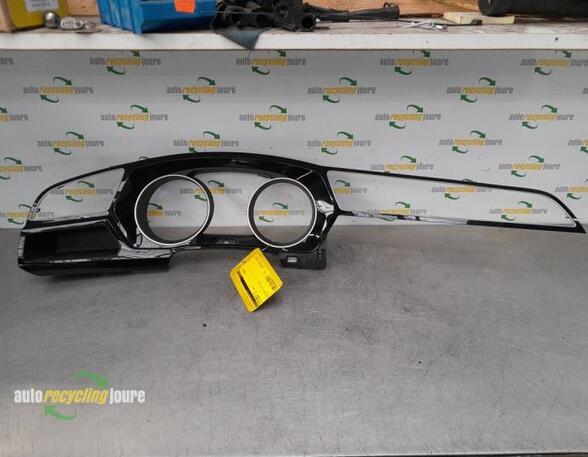 Instrument panle border VW TOURAN (5T1)