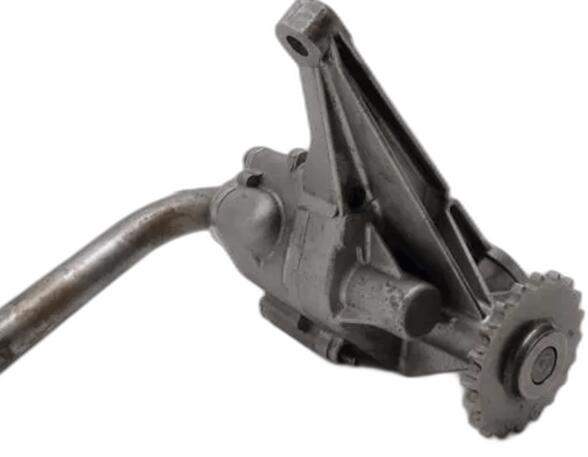 Oil Pump MERCEDES-BENZ VITO Bus (W639)