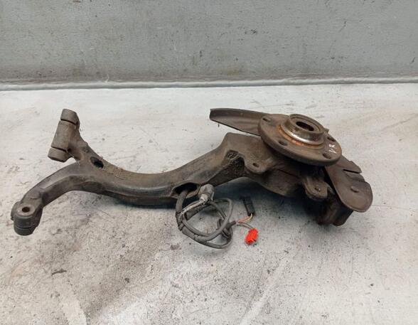 Stub Axle AUDI A4 Avant (8D5, B5)