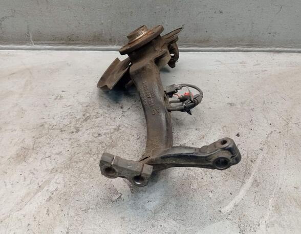 Stub Axle AUDI A4 Avant (8D5, B5)