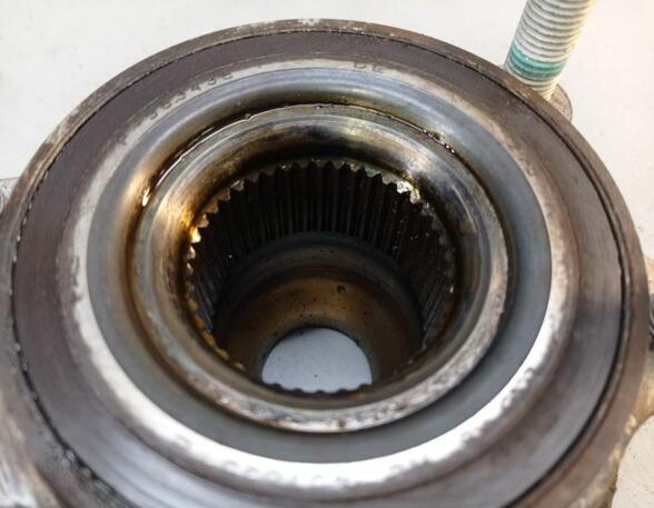 Wheel Hub PORSCHE Macan (95B)