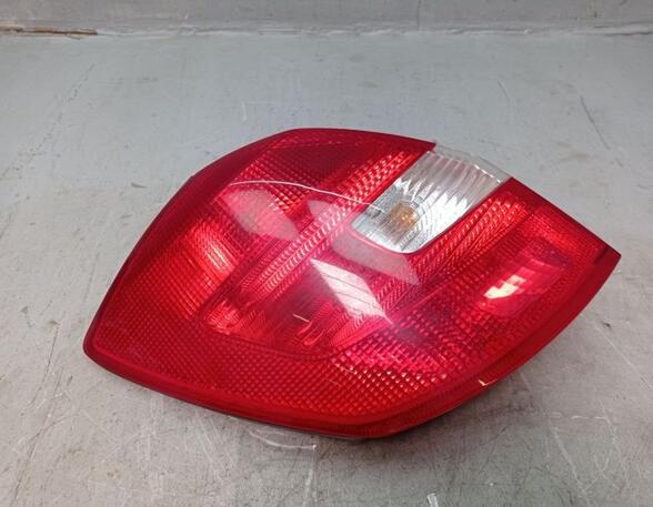 Combination Rearlight SKODA FABIA II Combi (545)