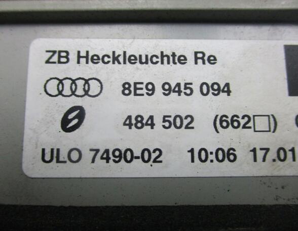 Rückleuchte Rücklicht innen rechts  AUDI A4 AVANT (8ED  B7) 1.6 75 KW