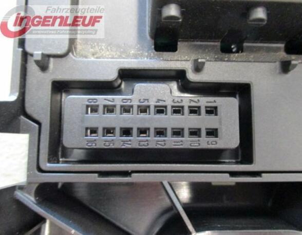 Fuse Box OPEL Vectra C (--)