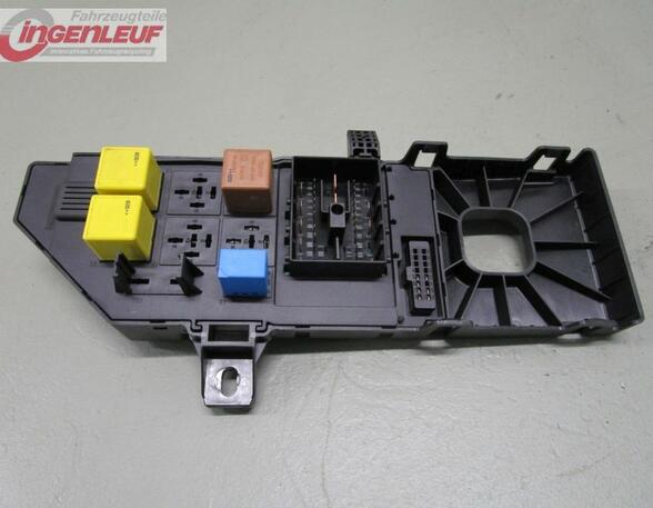 Fuse Box OPEL Vectra C CC (--)