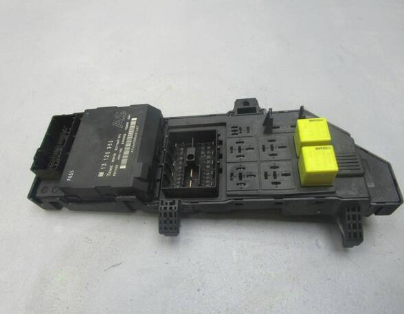 Fuse Box OPEL Signum (--)