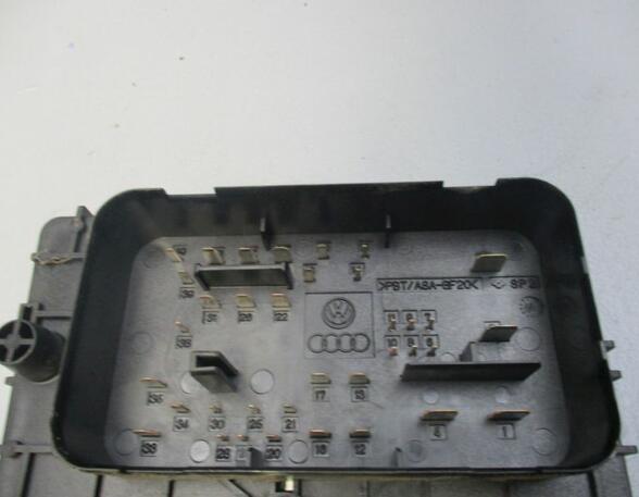 Fuse Box VW Passat Variant (3C5)