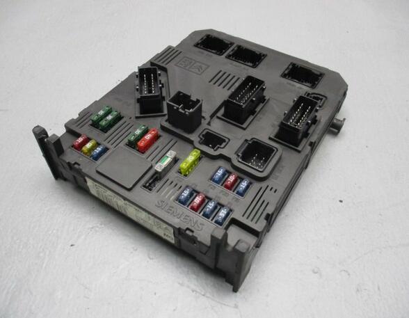 Fuse Box PEUGEOT 206 CC (2D)