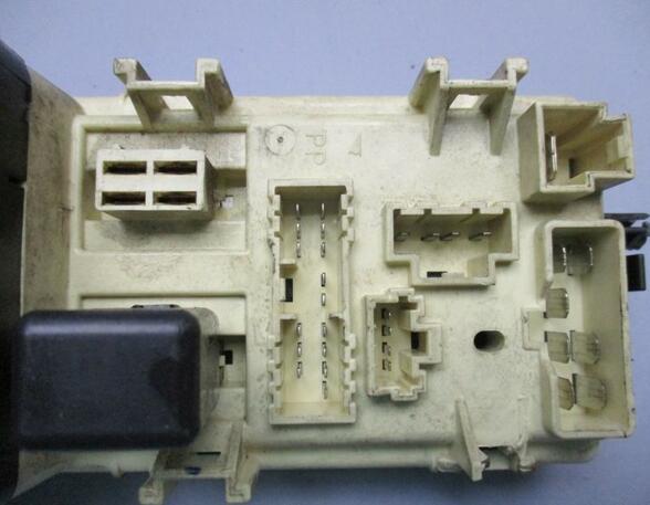 Fuse Box MITSUBISHI Eclipse I (D2 A)