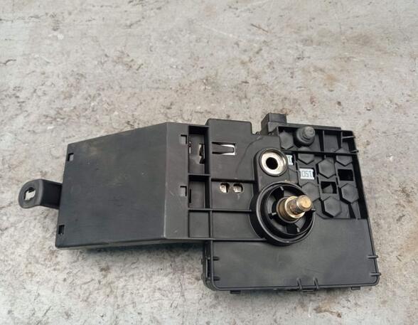 Fuse Box MERCEDES-BENZ E-CLASS (W211)