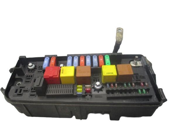 Fuse Box OPEL VECTRA C GTS (Z02)