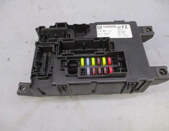 Fuse Box OPEL CORSA D (S07)