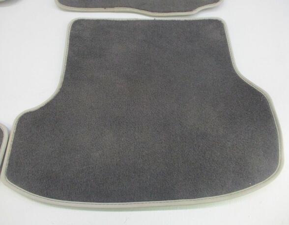 Floor mat (Carpet Mat) VW Golf VI Cabriolet (517)