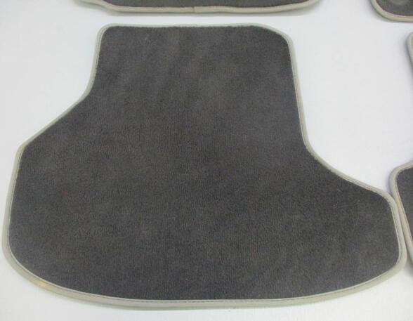 Floor mat (Carpet Mat) VW Golf VI Cabriolet (517)