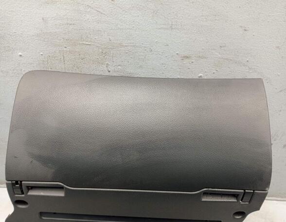 Glove Compartment (Glovebox) AUDI A6 (4F2, C6)