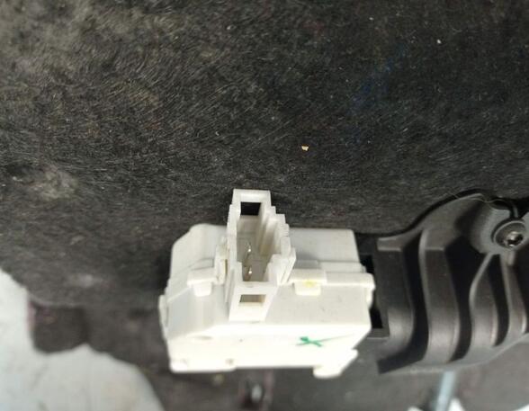 Glove Compartment (Glovebox) AUDI A6 (4F2, C6)