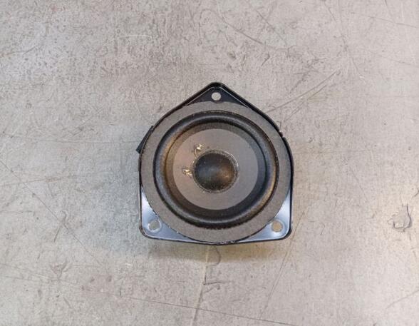 Loudspeaker PORSCHE CAYENNE (92A)