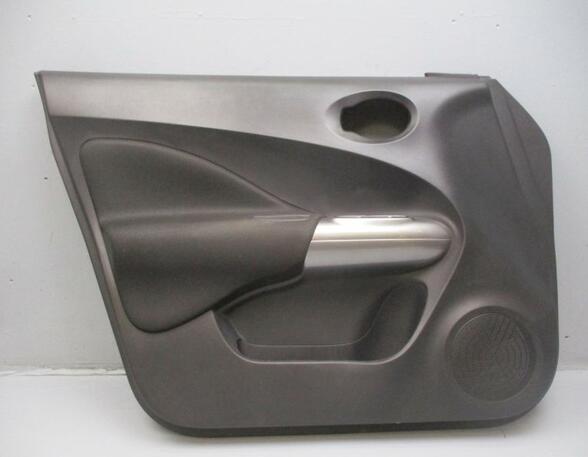 Door Card (Door Panel) NISSAN Juke (F15)