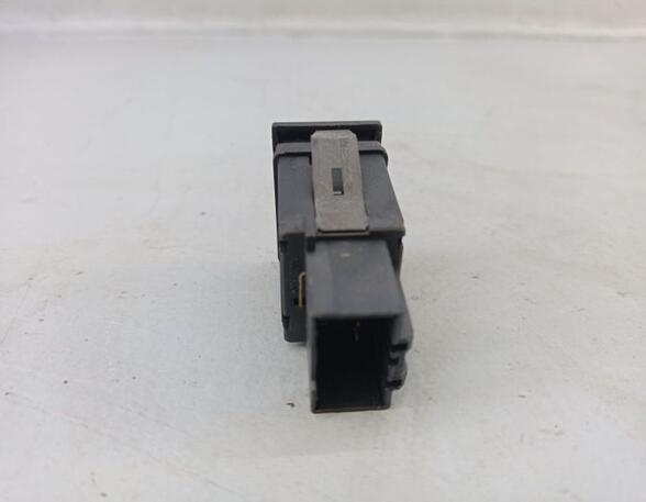 Heated Rear Windscreen Switch VW Polo (9N)