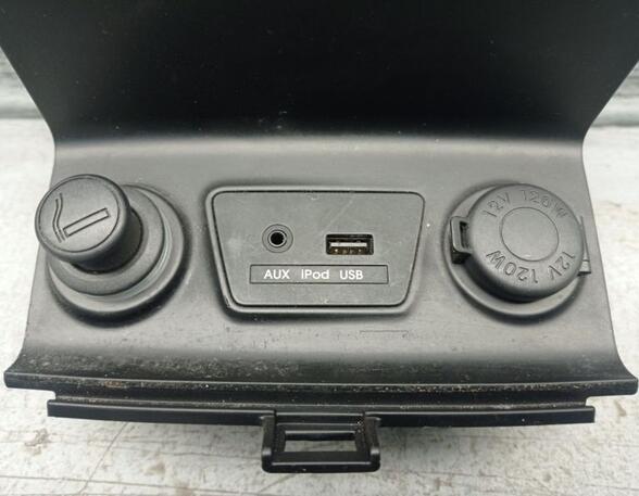 Seat Heater Switch HYUNDAI iX35 (EL, ELH, LM)