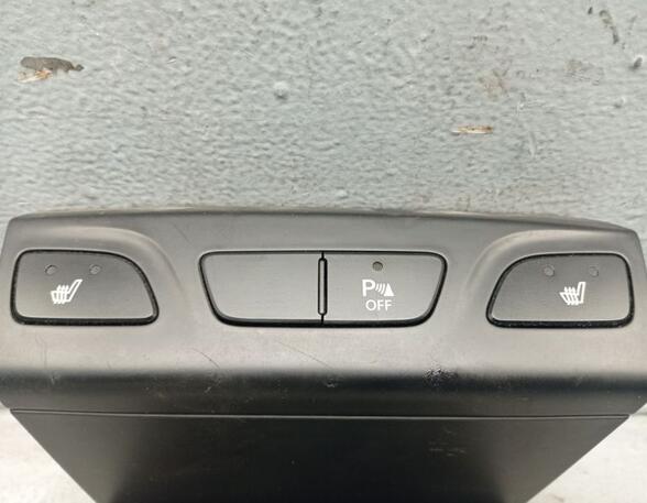 Seat Heater Switch HYUNDAI iX35 (EL, ELH, LM)