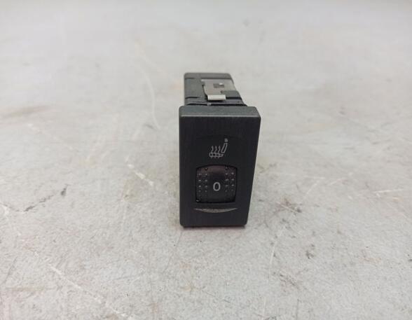 Switch for seat heating VW PASSAT Variant (3B6)