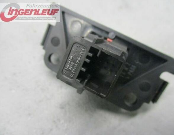 Hazard Warning Light Switch PEUGEOT 307 CC (3B)