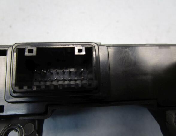 Switch for hazard light KIA RIO IV (YB, SC, FB)