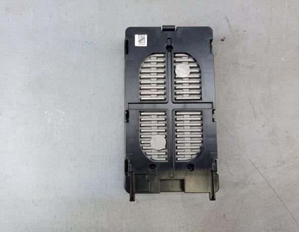 Storage Tray AUDI A4 Avant (8W5, 8WD, B9)