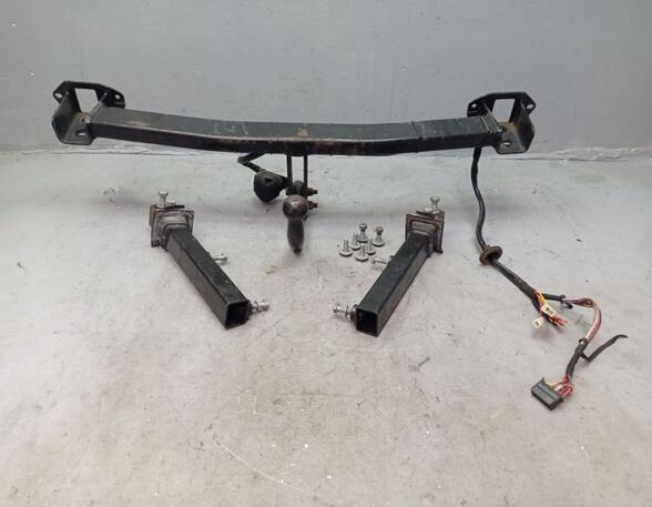 Tow Hitch (Towbar) MERCEDES-BENZ B-Klasse (W245)