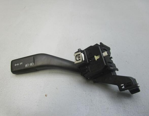 Turn Signal Switch AUDI A3 (8P1), AUDI A3 Sportback (8PA)