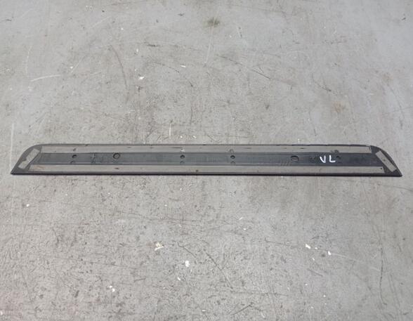 Door Sill AUDI A4 (8K2, B8)