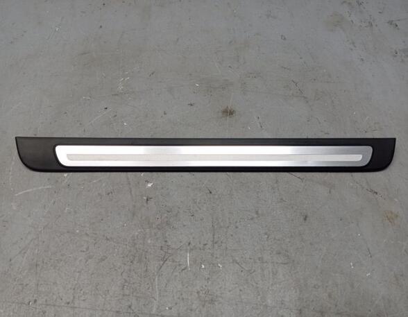 Door Sill AUDI A4 (8K2, B8)