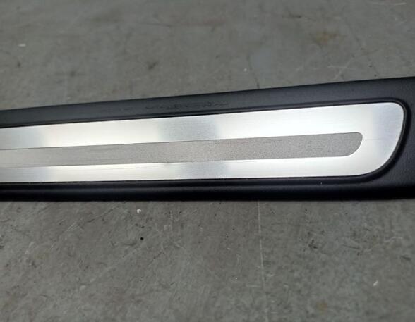 Door Sill AUDI A4 (8K2, B8)