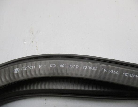 Door Seal SKODA OCTAVIA II Combi (1Z5)