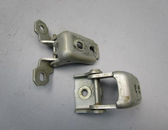 Door Hinge RENAULT Megane III Grandtour (KZ0/1)