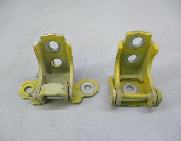 Door Hinge RENAULT Megane III Coupe (DZ0/1)