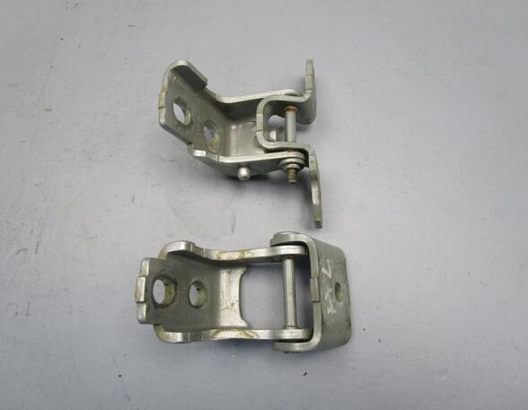 Door Hinge RENAULT MEGANE III Grandtour (KZ0/1)