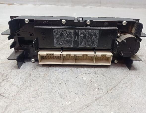 Air Conditioning Control Unit VW BORA (1J2)