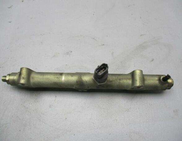 Fuel Distributor Pipe CHRYSLER Voyager IV (RG, RS)