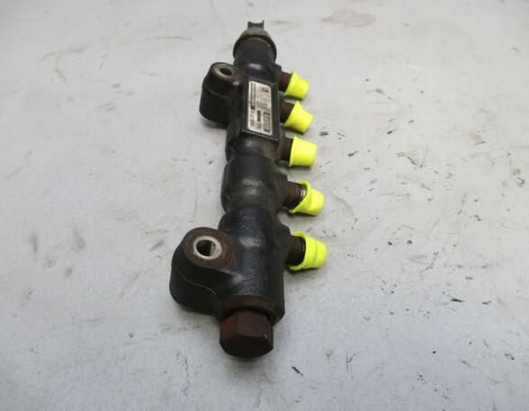 Fuel Distributor Pipe MAZDA 3 (BK)