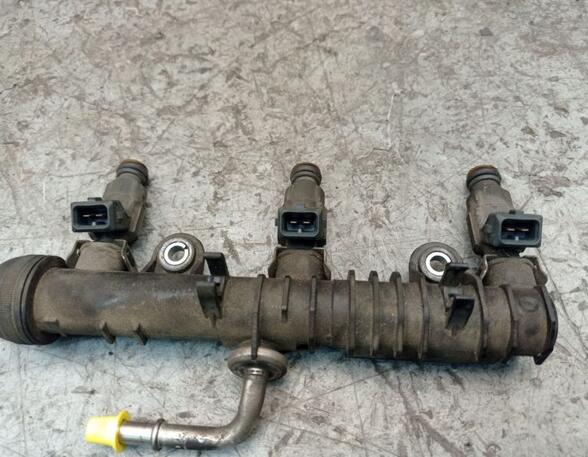 Fuel Distributor Pipe OPEL CORSA C (X01)