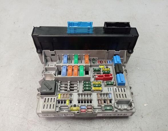 Engine Management Control Unit BMW 1er (E87)