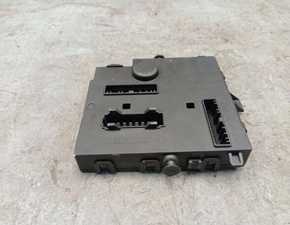 Engine Management Control Unit RENAULT Twingo II (CN0)