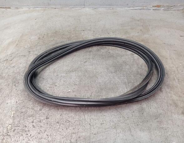 Rubber laadklep achteraan OPEL CORSA D (S07)