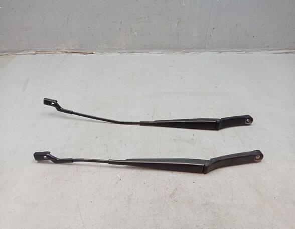 Wiper Arm VW PASSAT (3G2, CB2)